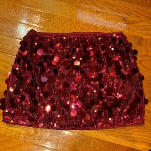Burgundy mini sequined skirt good condition